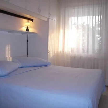 Mare Losinjska 16 * Rabac