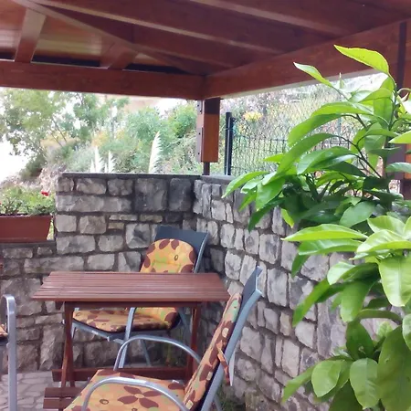 Apartment Mare Losinjska 16